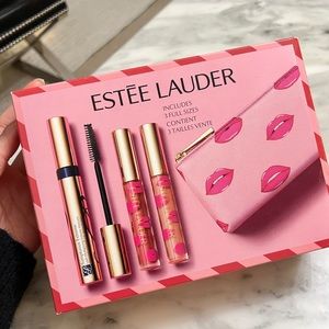 SOLD-Brand New Estée Lauder Full Sizes Makeup Gift Set For Holidays